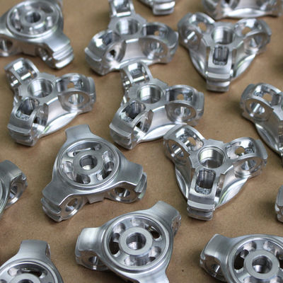 Alüminyum alaşımı 6061 CNC Hassas Parçalar 0.01mm Tolerans Hassas OEM
