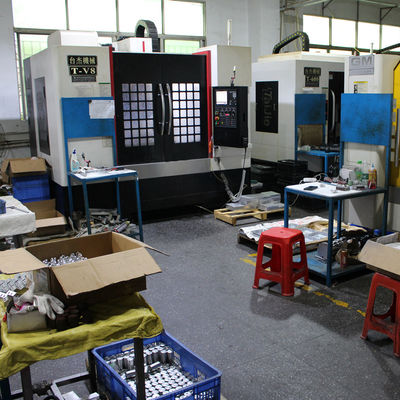 Yüksek Hassasiyetli Özel CNC Alüminyum Parçalar Boncuk Püskürtme Serigrafi Yüzey İşlemi