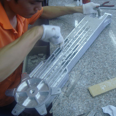 Hızlı Alüminyum CNC İşlenmiş Prototip Parçaları Zımparalama Eloksal Yüzey Cilası